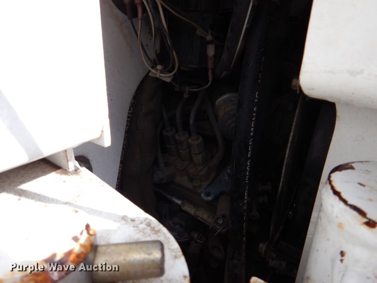 image for item MK9552 2006 Altec DB35  mini digger derrick