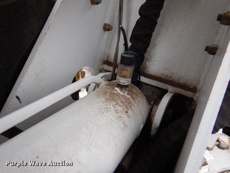 image for item MK9552 2006 Altec DB35  mini digger derrick