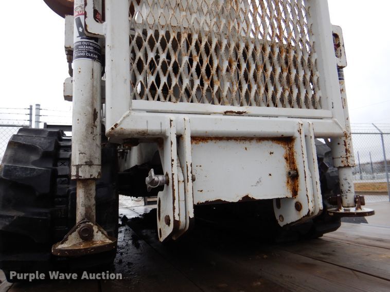 image for item MK9552 2006 Altec DB35  mini digger derrick