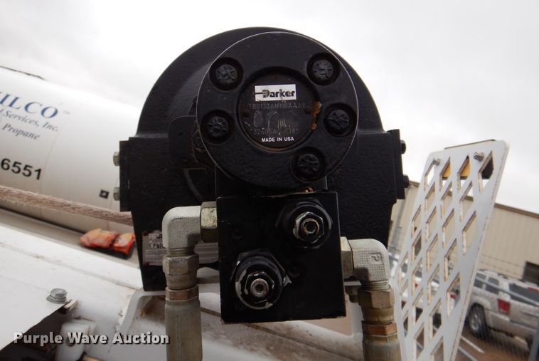 image for item MK9552 2006 Altec DB35  mini digger derrick