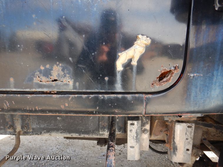 image for item MU9530 1974 Mack RL685LS  dump truck