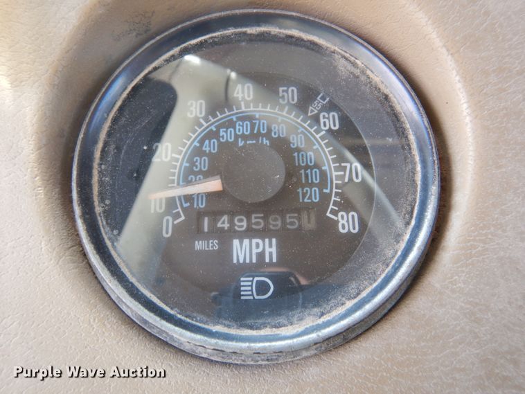 image for item MU9530 1974 Mack RL685LS  dump truck