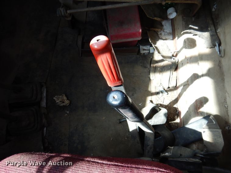 image for item MU9530 1974 Mack RL685LS  dump truck