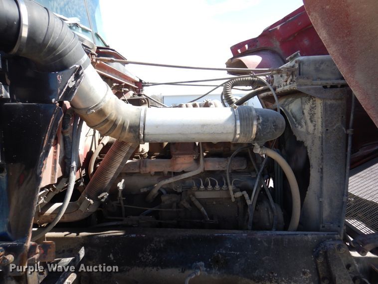 image for item MU9530 1974 Mack RL685LS  dump truck