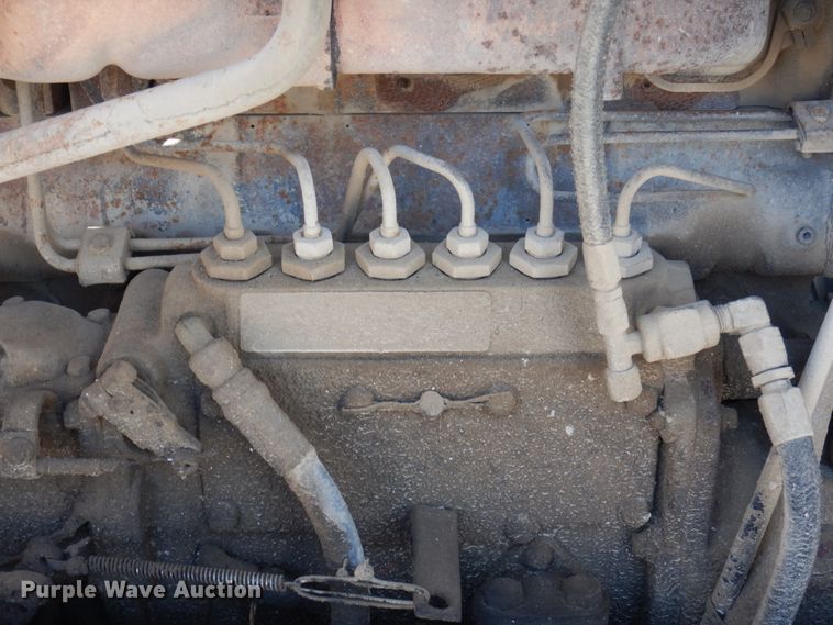 image for item MU9530 1974 Mack RL685LS  dump truck