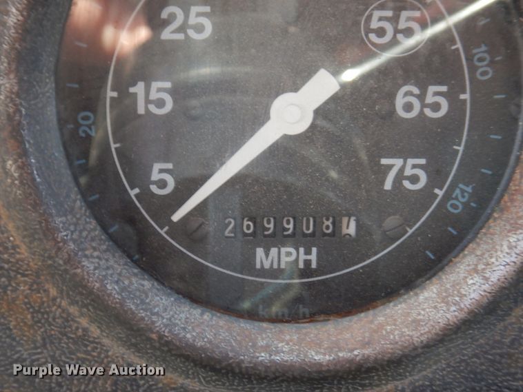 image for item MU9531 1988 Ford L8000  dump truck