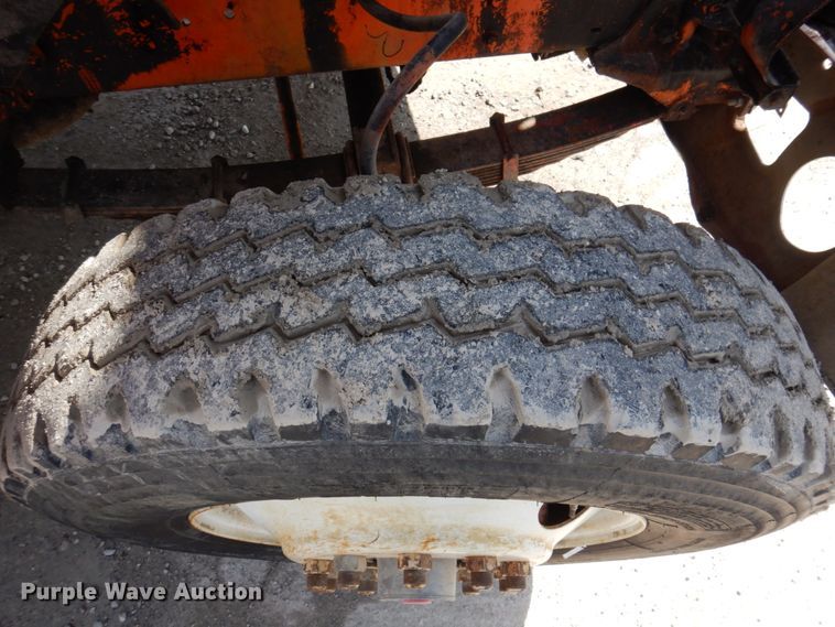 image for item MU9531 1988 Ford L8000  dump truck