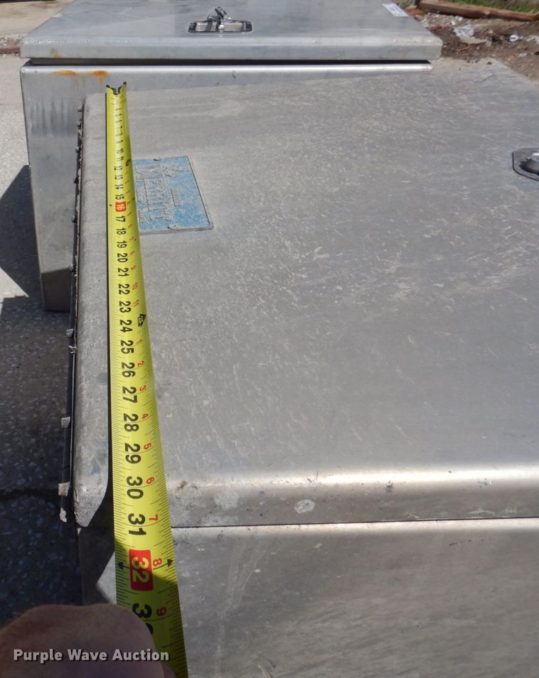 image for item MU9532 (3) toolboxes