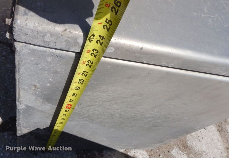 image for item MU9532 (3) toolboxes