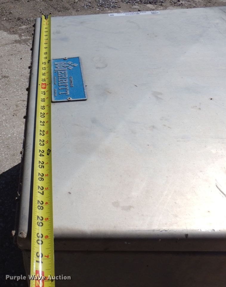 image for item MU9532 (3) toolboxes