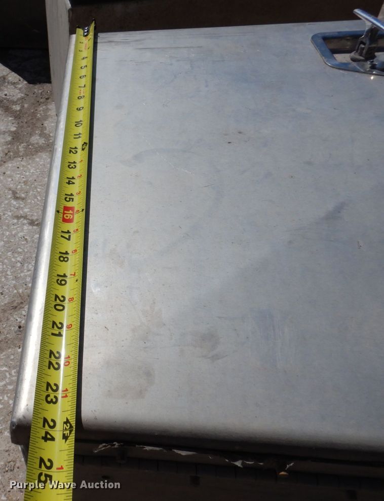 image for item MU9532 (3) toolboxes