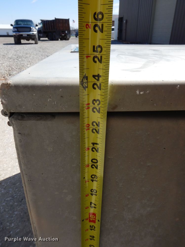 image for item MU9532 (3) toolboxes