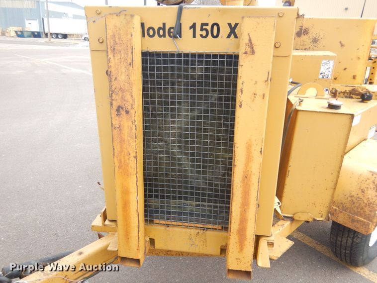 image for item MX9883 2000 Bandit 150XP  wood chipper