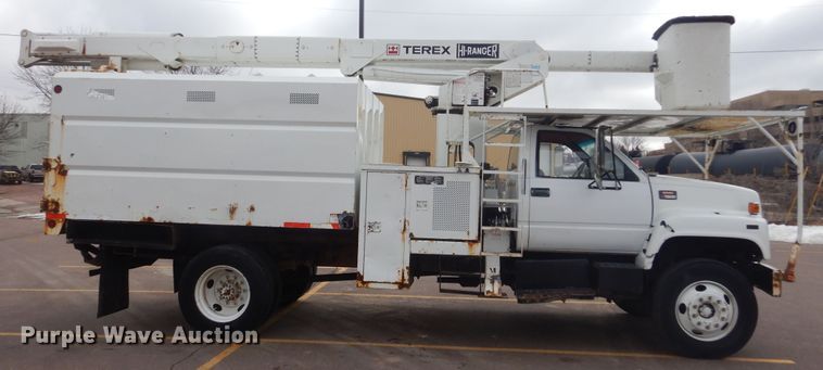 image for item MX9884 2002 GMC C7500  forestry bucket truck