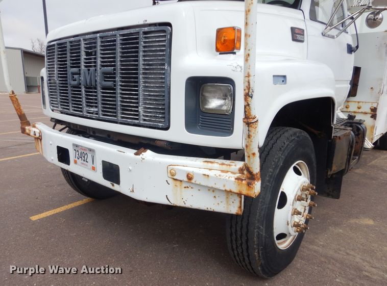 image for item MX9884 2002 GMC C7500  forestry bucket truck