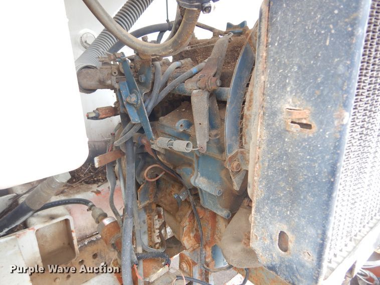 image for item MX9884 2002 GMC C7500  forestry bucket truck