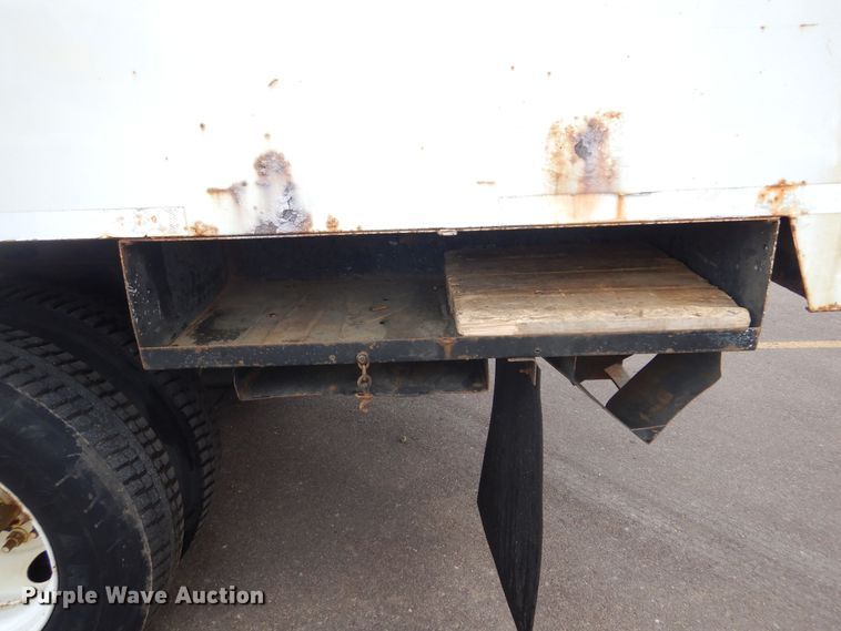 image for item MX9884 2002 GMC C7500  forestry bucket truck