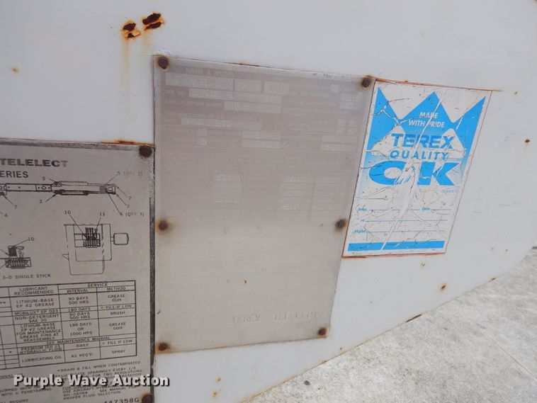 image for item MX9884 2002 GMC C7500  forestry bucket truck