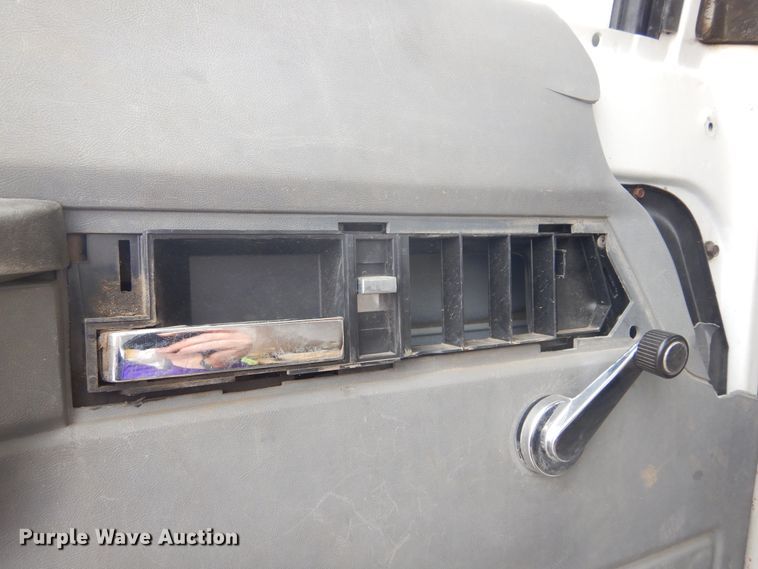 image for item MX9884 2002 GMC C7500  forestry bucket truck