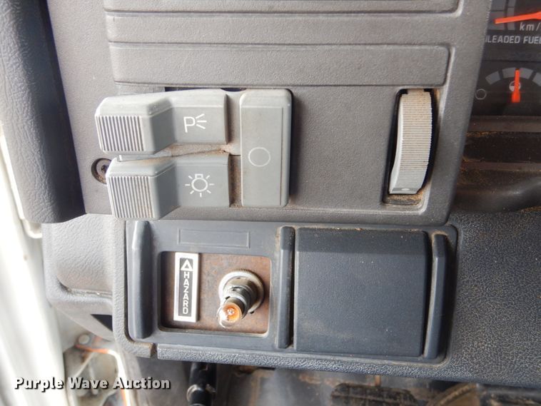 image for item MX9884 2002 GMC C7500  forestry bucket truck