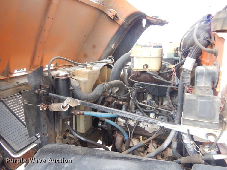 image for item MX9884 2002 GMC C7500  forestry bucket truck