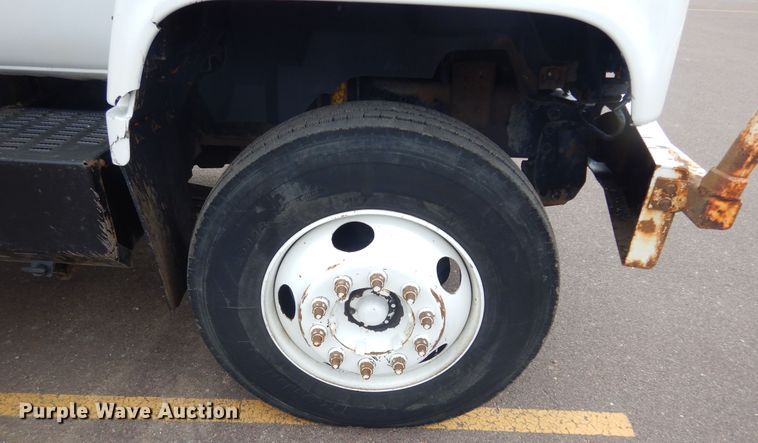 image for item MX9884 2002 GMC C7500  forestry bucket truck