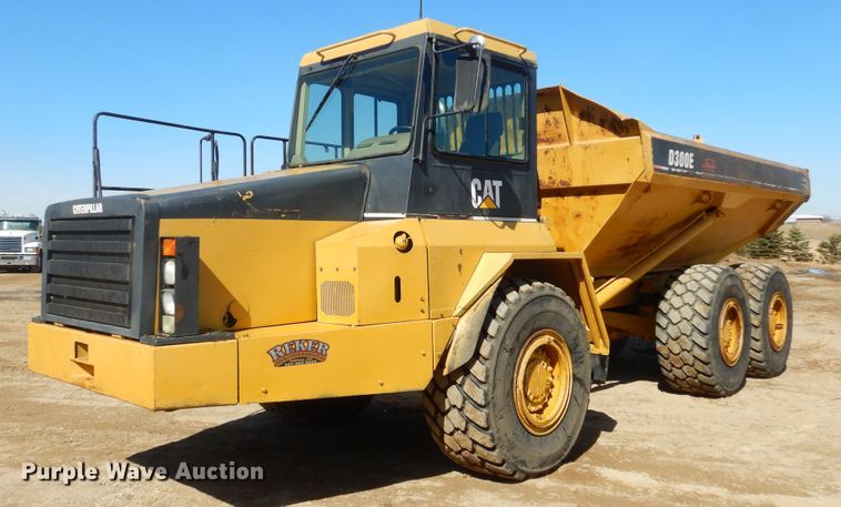 image for item MX9888 1996 Caterpillar D300E  haul truck