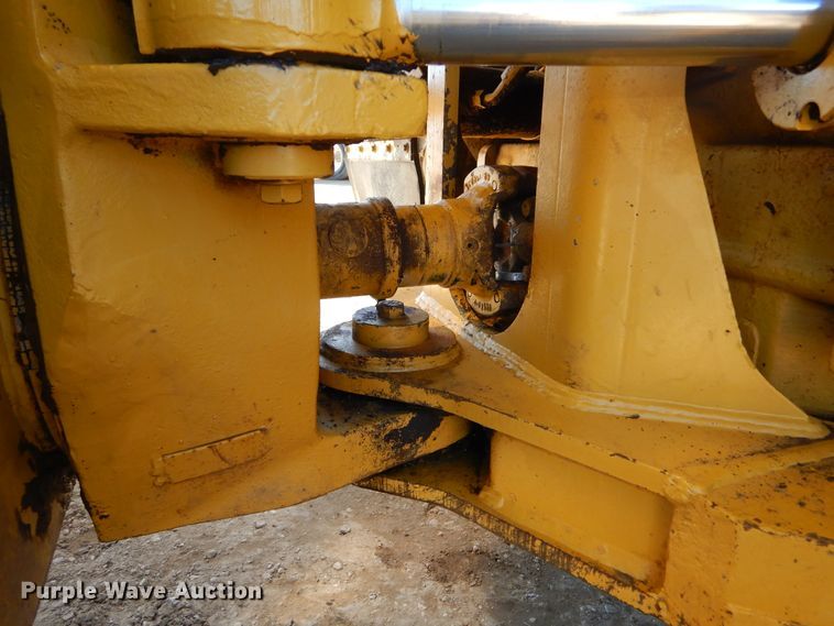 image for item MX9888 1996 Caterpillar D300E  haul truck