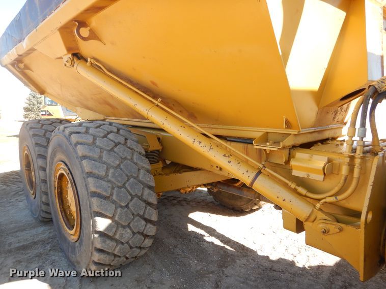 image for item MX9888 1996 Caterpillar D300E  haul truck