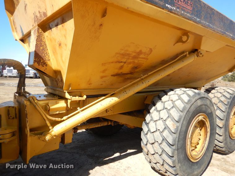 image for item MX9888 1996 Caterpillar D300E  haul truck