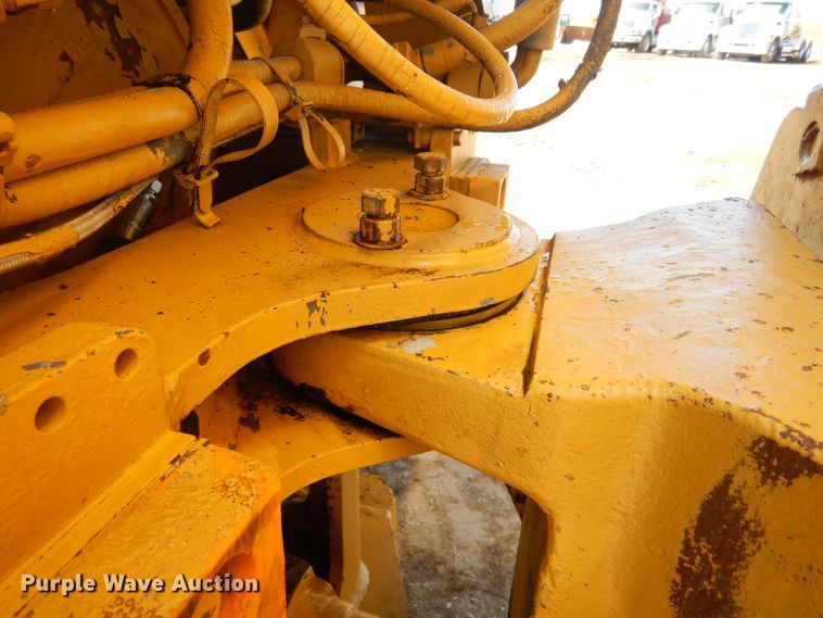 image for item MX9888 1996 Caterpillar D300E  haul truck