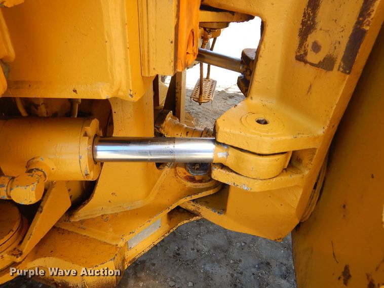 image for item MX9888 1996 Caterpillar D300E  haul truck