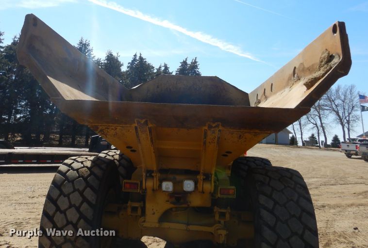 image for item MX9888 1996 Caterpillar D300E  haul truck