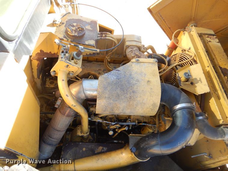 image for item MX9888 1996 Caterpillar D300E  haul truck