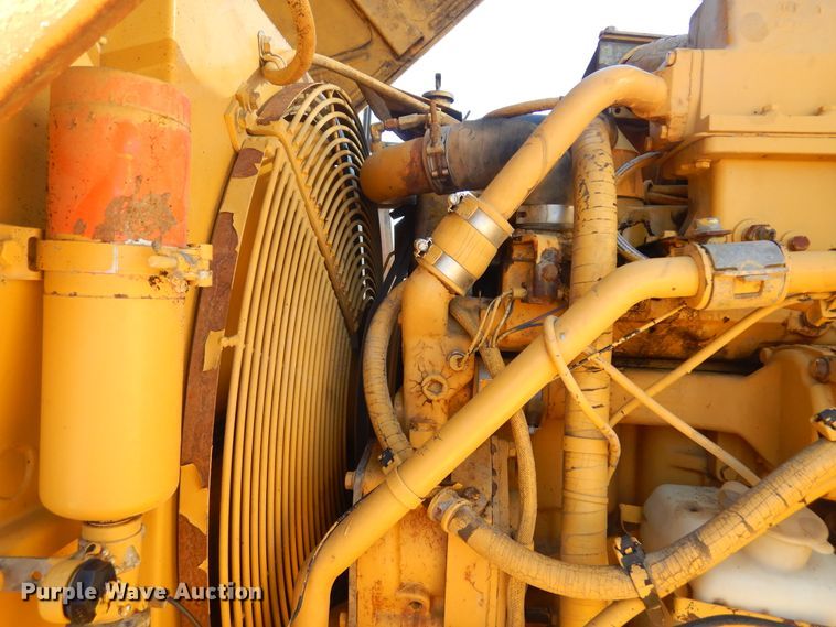 image for item MX9888 1996 Caterpillar D300E  haul truck