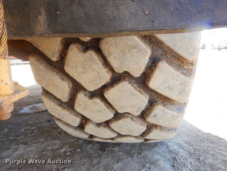 image for item MX9888 1996 Caterpillar D300E  haul truck