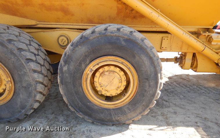 image for item MX9888 1996 Caterpillar D300E  haul truck