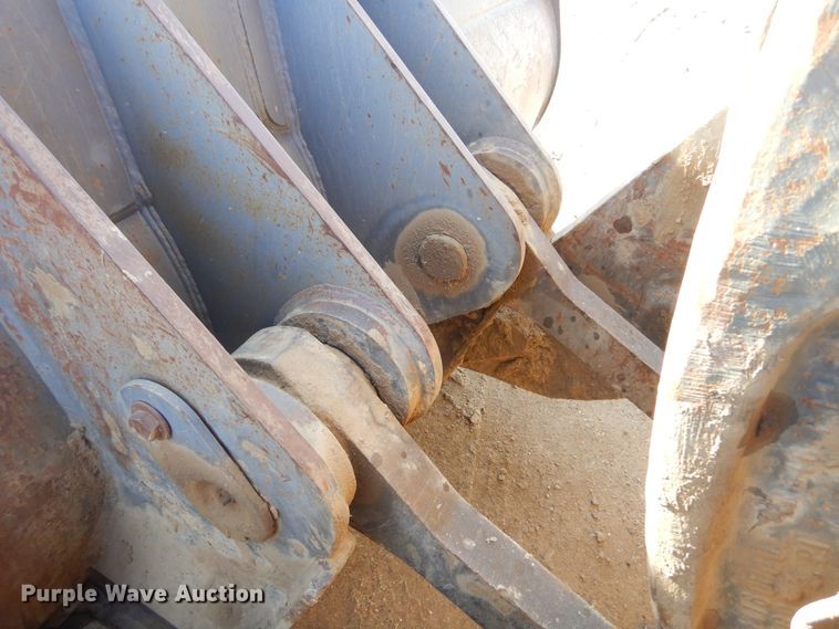 image for item MX9892 2005 Volvo L330E  wheel loader