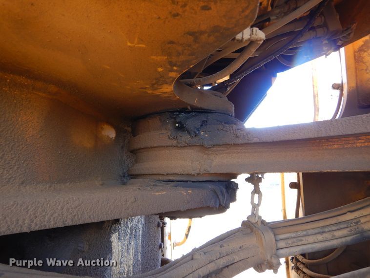 image for item MX9892 2005 Volvo L330E  wheel loader