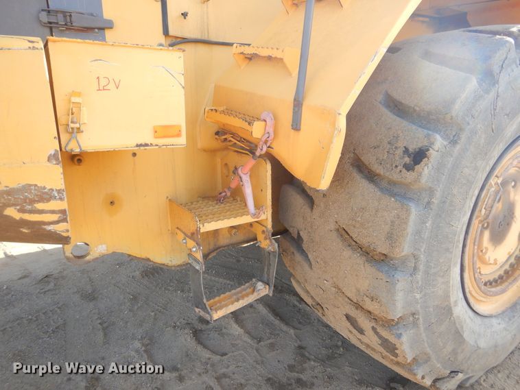image for item MX9892 2005 Volvo L330E  wheel loader