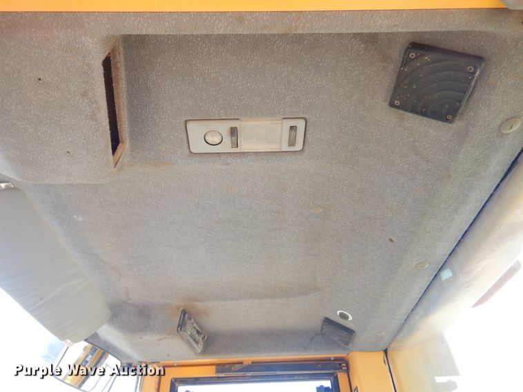 image for item MX9892 2005 Volvo L330E  wheel loader