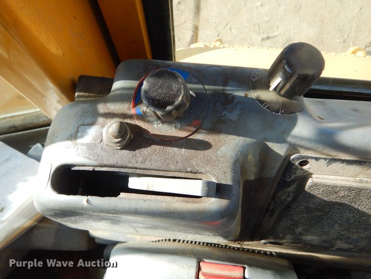 image for item MX9892 2005 Volvo L330E  wheel loader