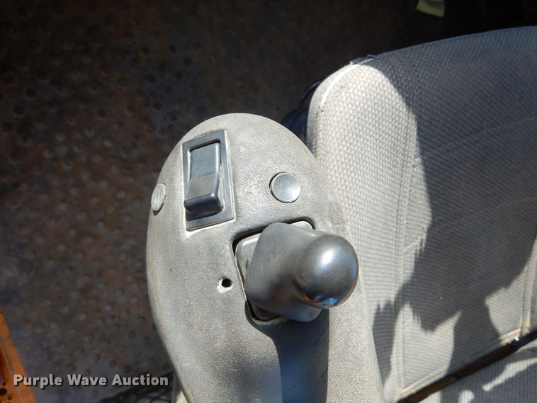 image for item MX9892 2005 Volvo L330E  wheel loader