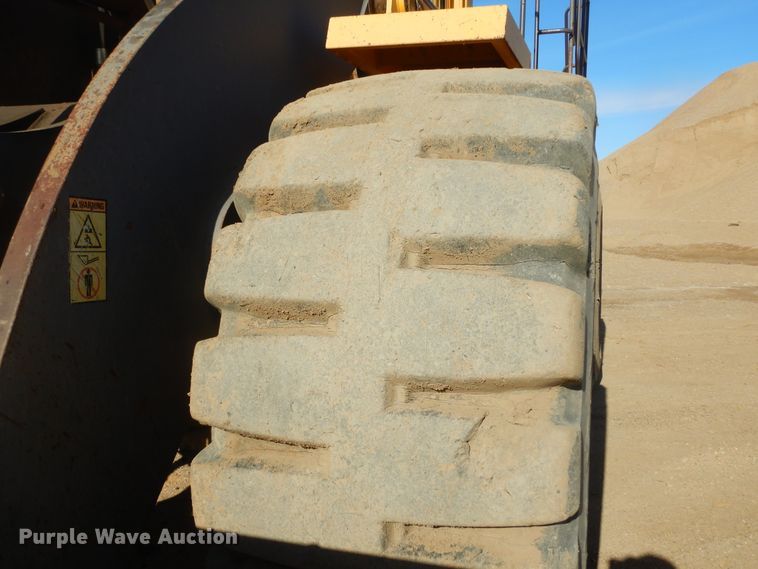 image for item MX9892 2005 Volvo L330E  wheel loader