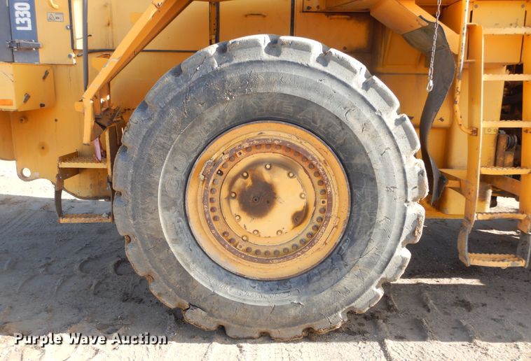 image for item MX9892 2005 Volvo L330E  wheel loader