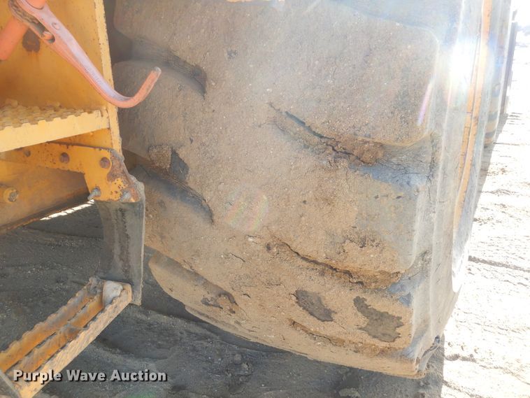 image for item MX9892 2005 Volvo L330E  wheel loader