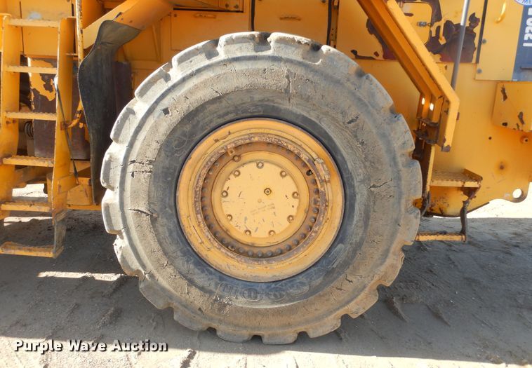 image for item MX9892 2005 Volvo L330E  wheel loader