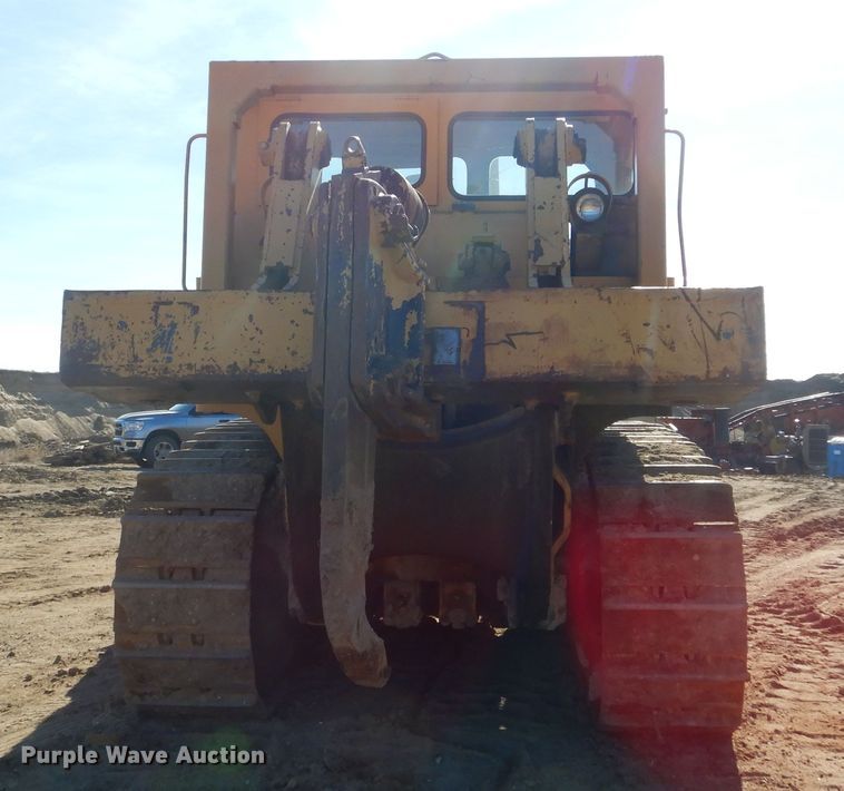 image for item MX9893 1976 International TD25C  dozer