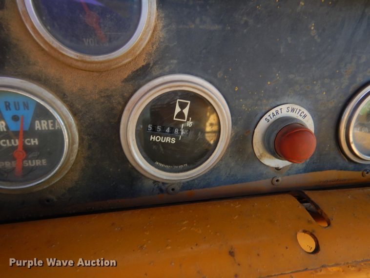 image for item MX9893 1976 International TD25C  dozer