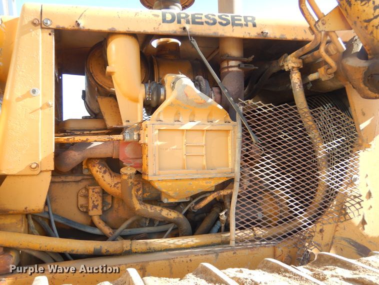 image for item MX9893 1976 International TD25C  dozer